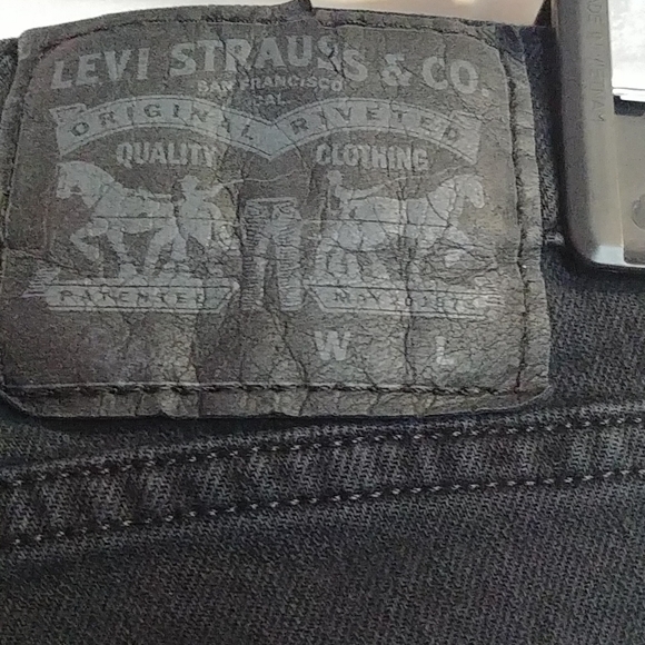 Black Levi's slim fit jeans - Picture 3 of 7